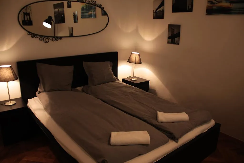 Cozy Loft At Nagymezo Hotel Budapest Hungary